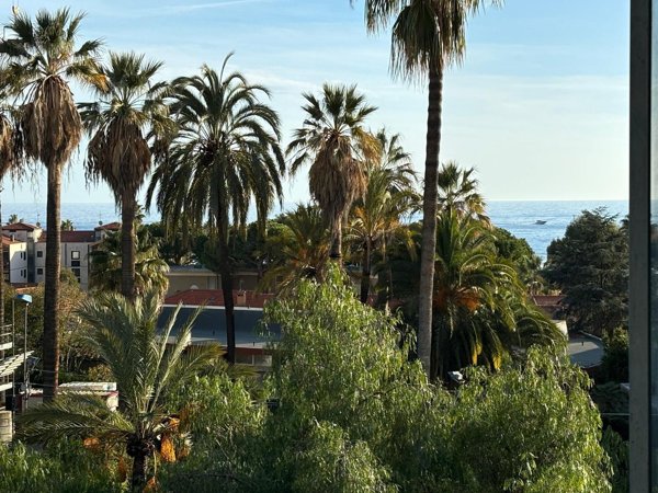 appartamento in vendita a Sanremo