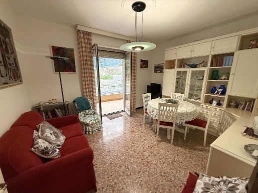 appartamento in vendita a Sanremo in zona Poggio