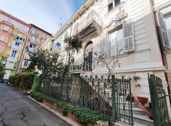 casa indipendente in vendita a Sanremo