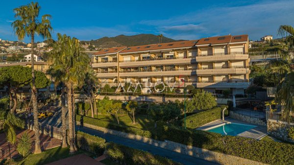 appartamento in vendita a Sanremo in zona Coldirodi