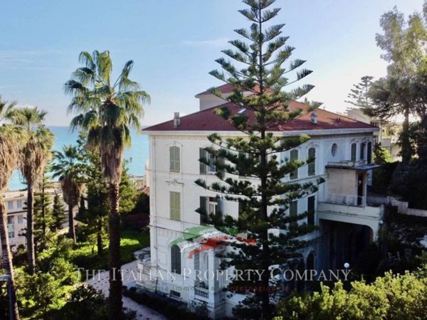 casa indipendente in vendita a Sanremo
