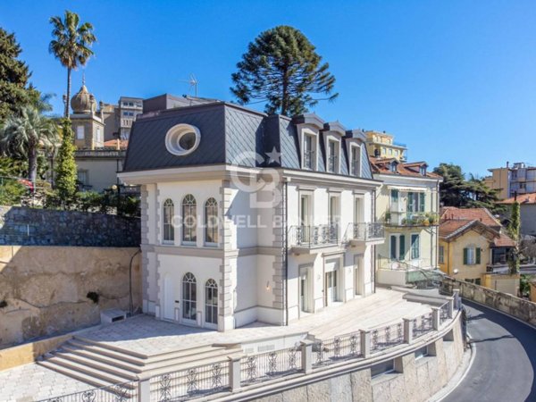 casa indipendente in vendita a Sanremo
