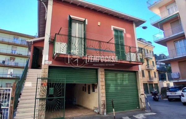 casa indipendente in vendita a Sanremo