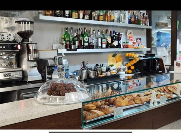 negozio in vendita a Sanremo