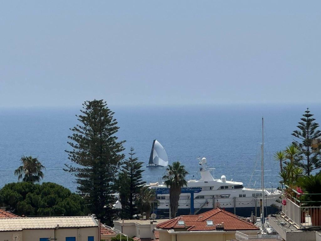 appartamento in vendita a Sanremo