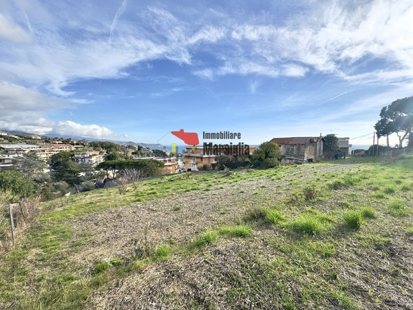 terreno edificabile in vendita a Sanremo
