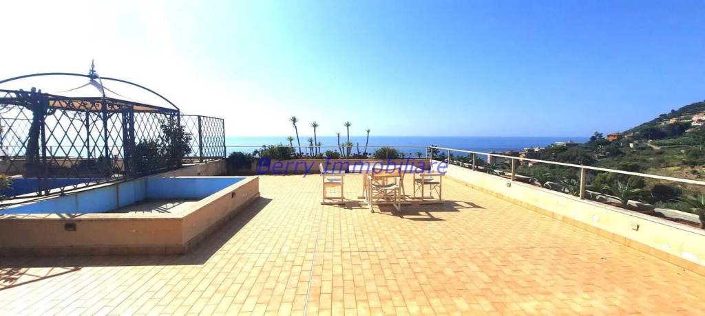 appartamento in vendita a Sanremo in zona Coldirodi