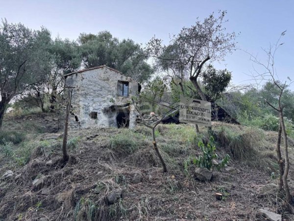 casale in vendita a Sanremo