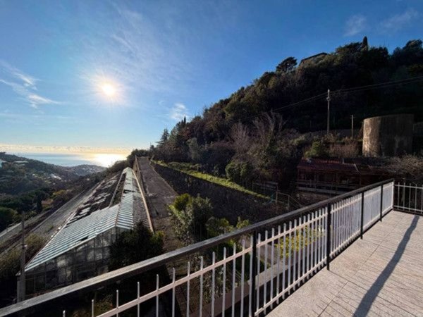 appartamento in vendita a Sanremo in zona Coldirodi