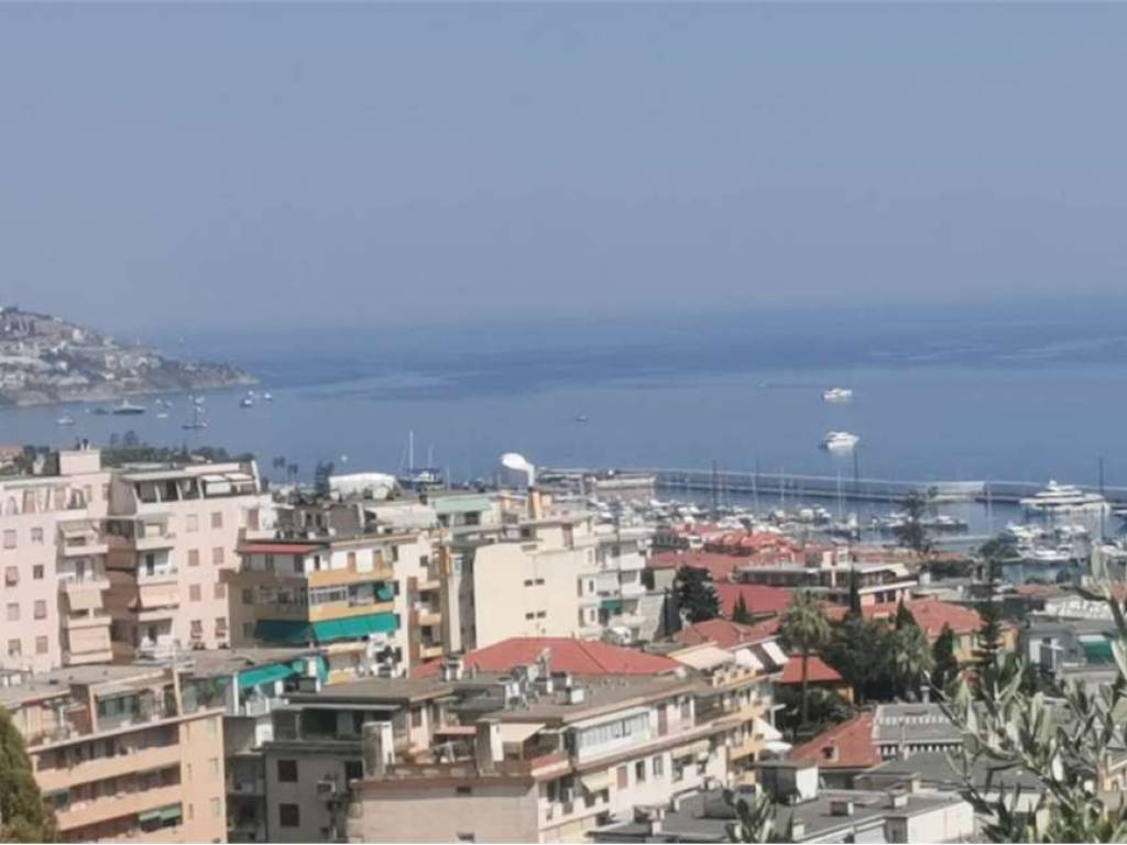 appartamento in vendita a Sanremo