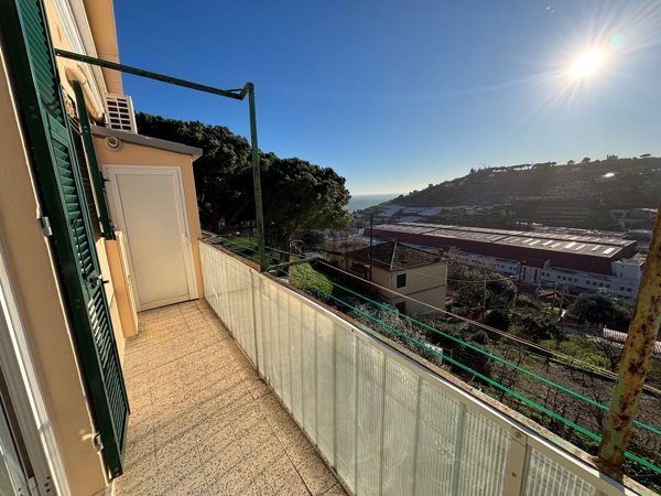 appartamento in vendita a Sanremo in zona Bussana