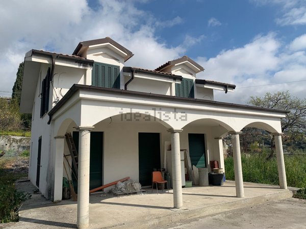 casa indipendente in vendita a Sanremo