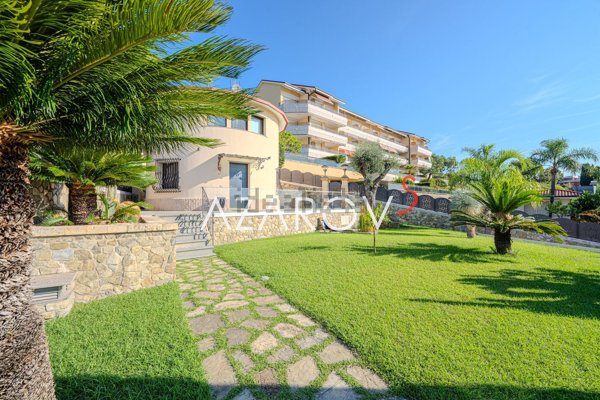 appartamento in vendita a Sanremo in zona Coldirodi