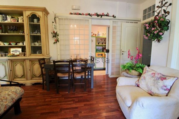 casa indipendente in vendita a Sanremo