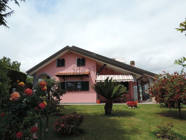 casa indipendente in vendita a Sanremo