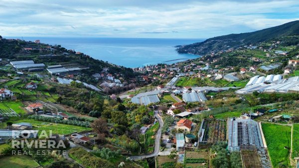 terreno agricolo in vendita a Sanremo in zona Coldirodi