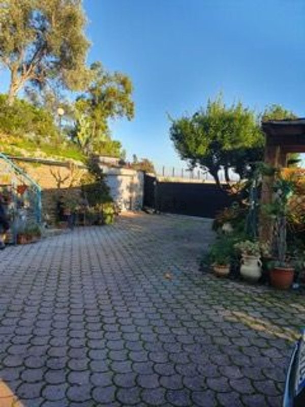 casa indipendente in vendita a Sanremo