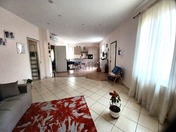 casa indipendente in vendita a Sanremo
