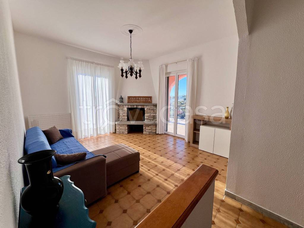 appartamento in vendita a Sanremo in zona Bussana