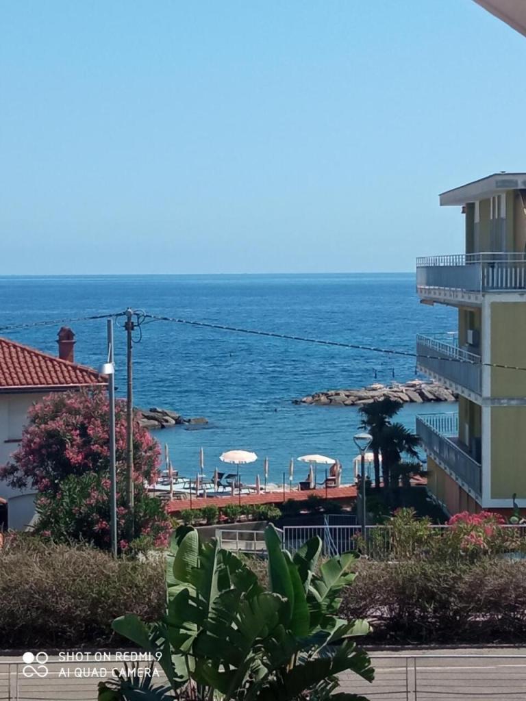 casa indipendente in vendita a Sanremo