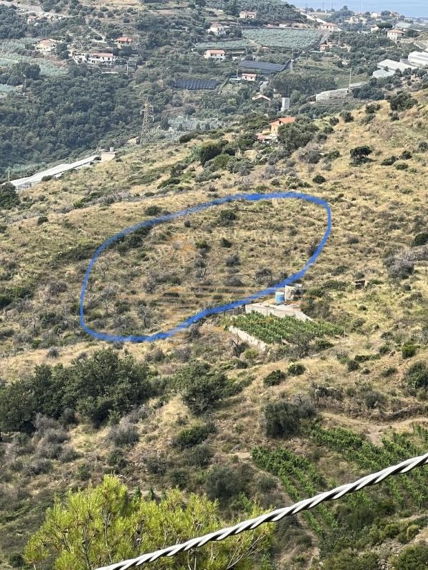 terreno edificabile in vendita a Sanremo in zona Coldirodi