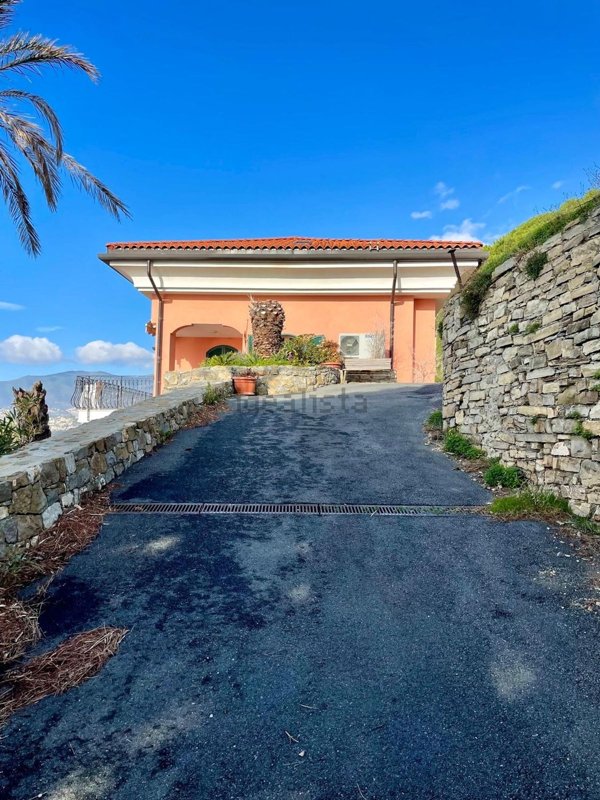 appartamento in vendita a Sanremo