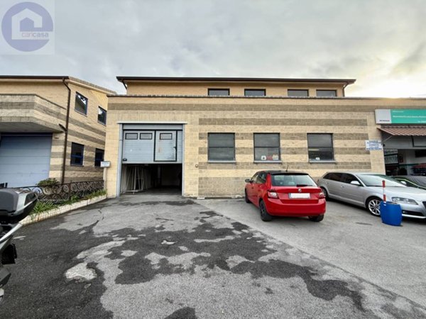 locale di sgombero in vendita a Sanremo in zona Poggio