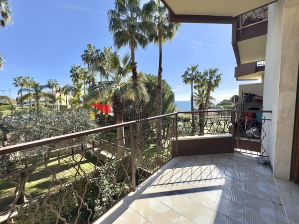 appartamento in vendita a Sanremo