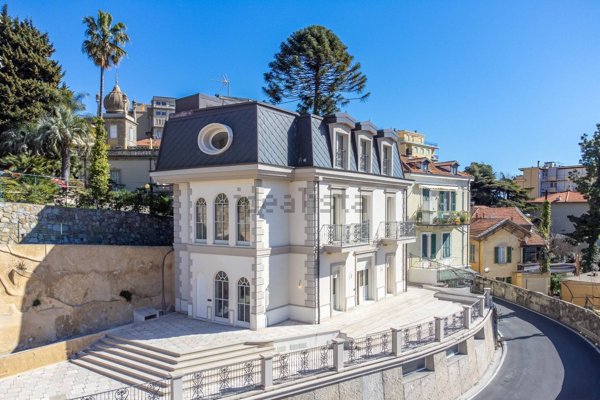 casa indipendente in vendita a Sanremo