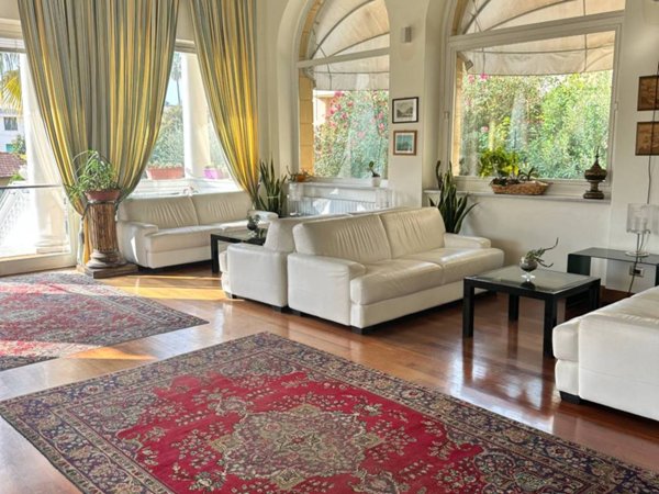 negozio in vendita a Sanremo