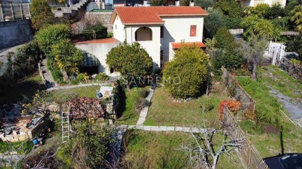 casa indipendente in vendita a Sanremo