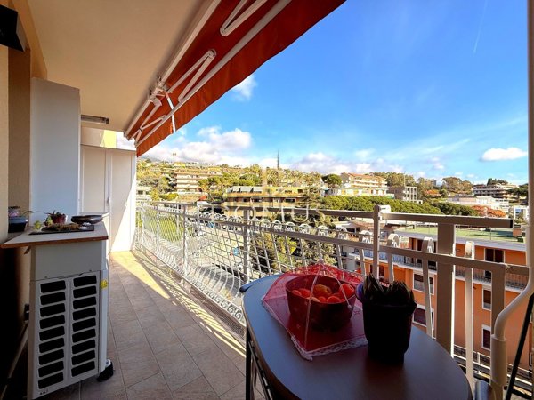 appartamento in vendita a Sanremo in zona Coldirodi