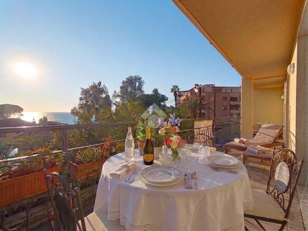 appartamento in vendita a Sanremo