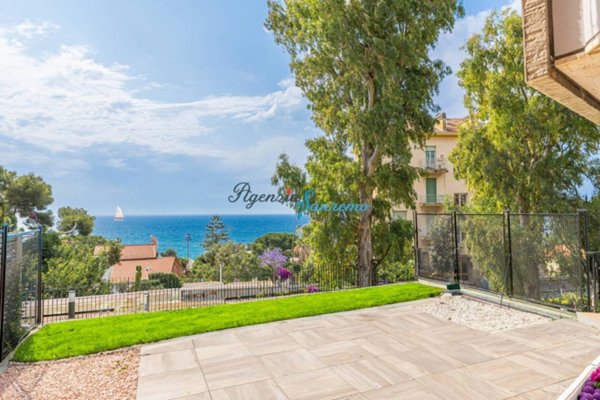 appartamento in vendita a Sanremo in zona Coldirodi