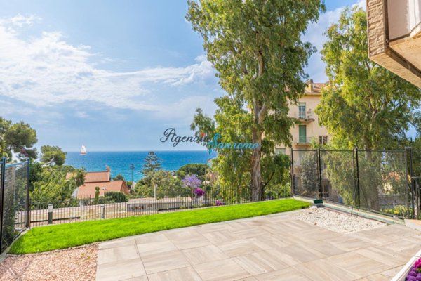 appartamento in vendita a Sanremo in zona Coldirodi