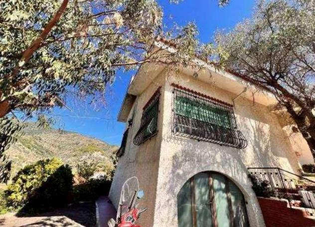 casa indipendente in vendita a Sanremo