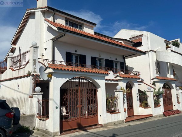 casa indipendente in vendita a Sanremo