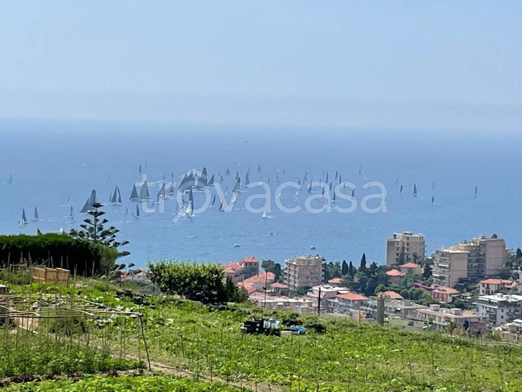 casa indipendente in vendita a Sanremo