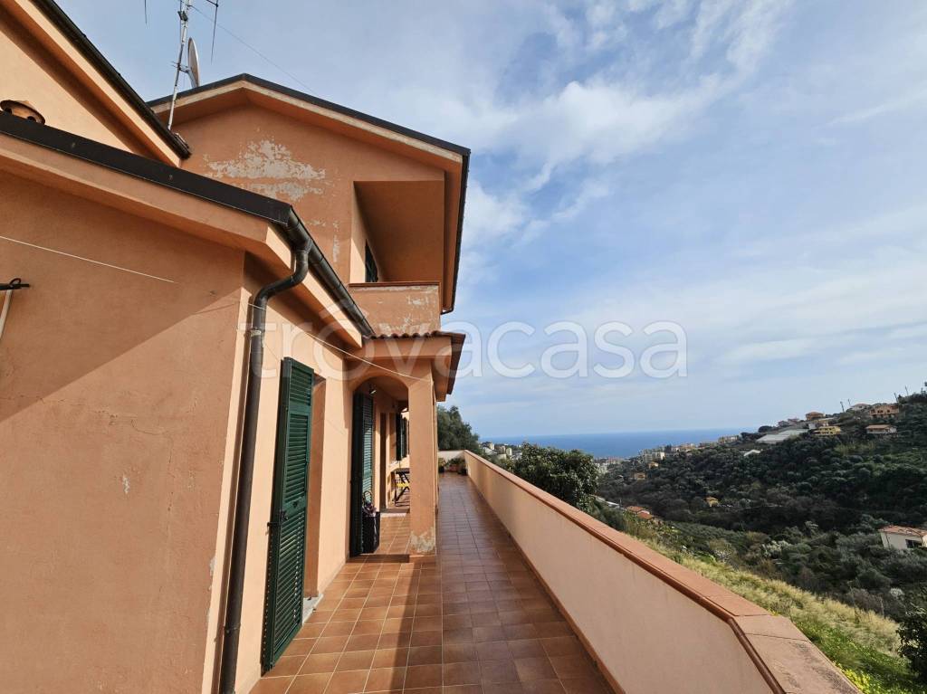 casa indipendente in vendita a Sanremo