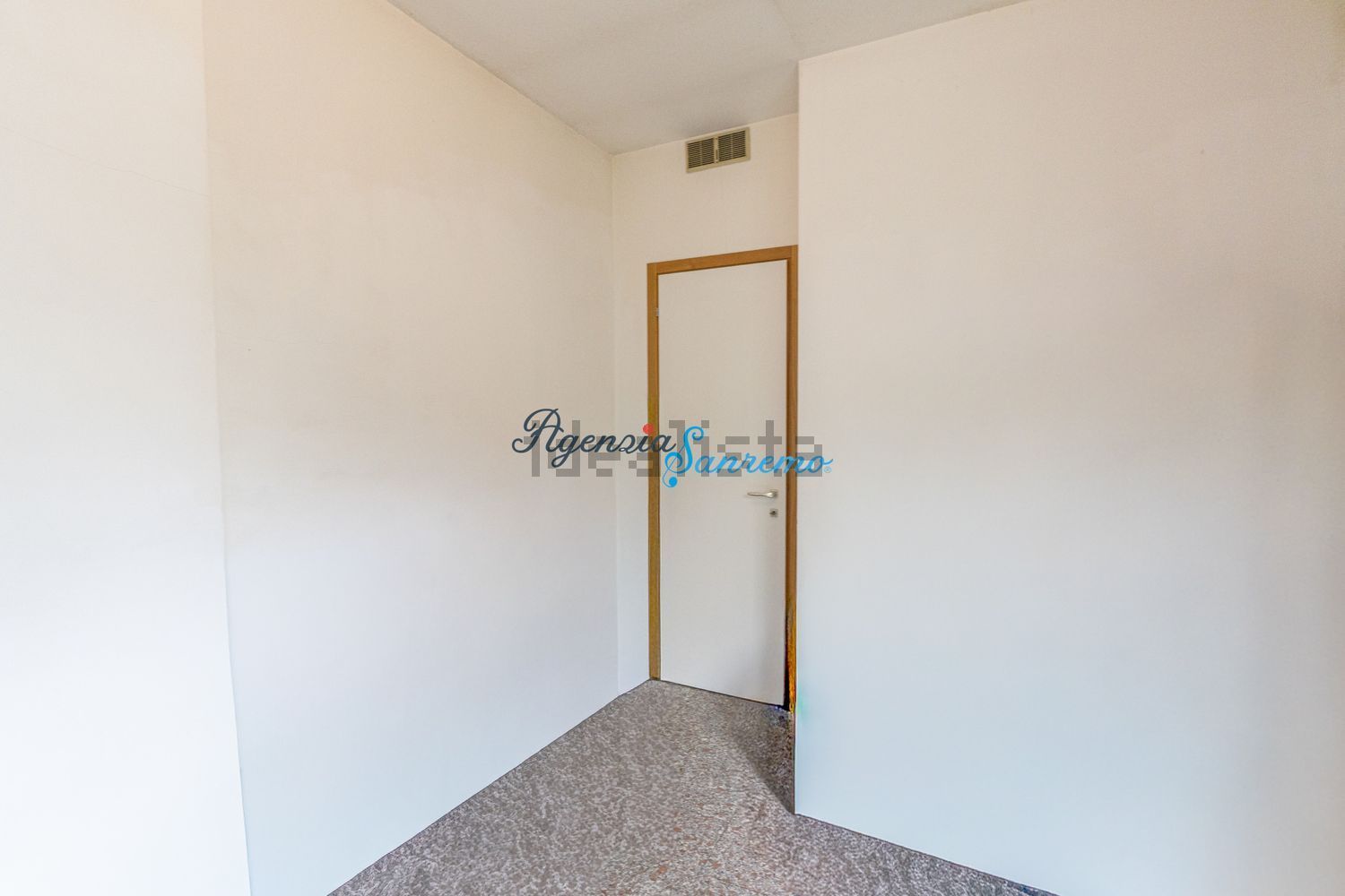 appartamento in vendita a Sanremo in zona Coldirodi