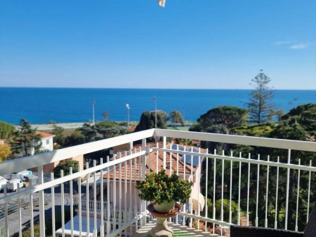 appartamento in vendita a Sanremo