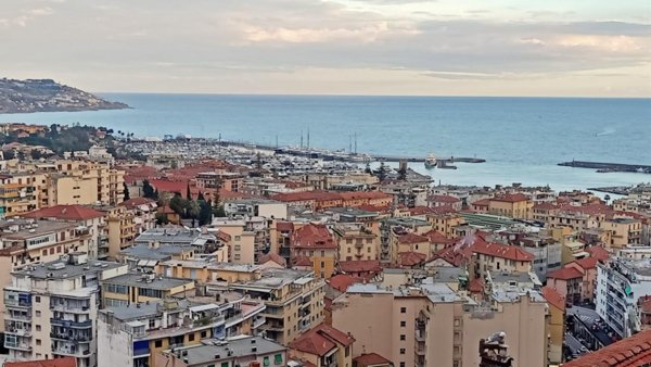 appartamento in vendita a Sanremo in zona San Romolo