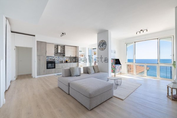 appartamento in vendita a Sanremo