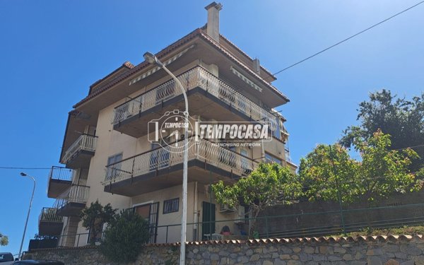 appartamento in vendita a Sanremo in zona San Romolo