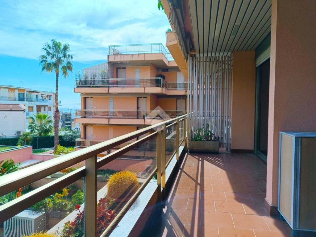 appartamento in vendita a Sanremo