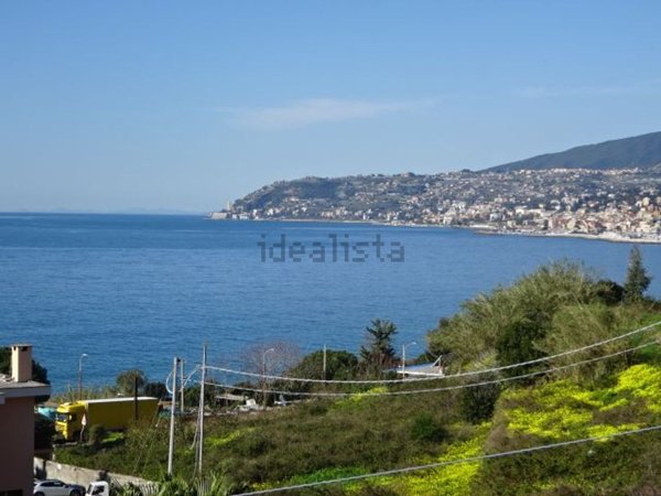 casa indipendente in vendita a Sanremo