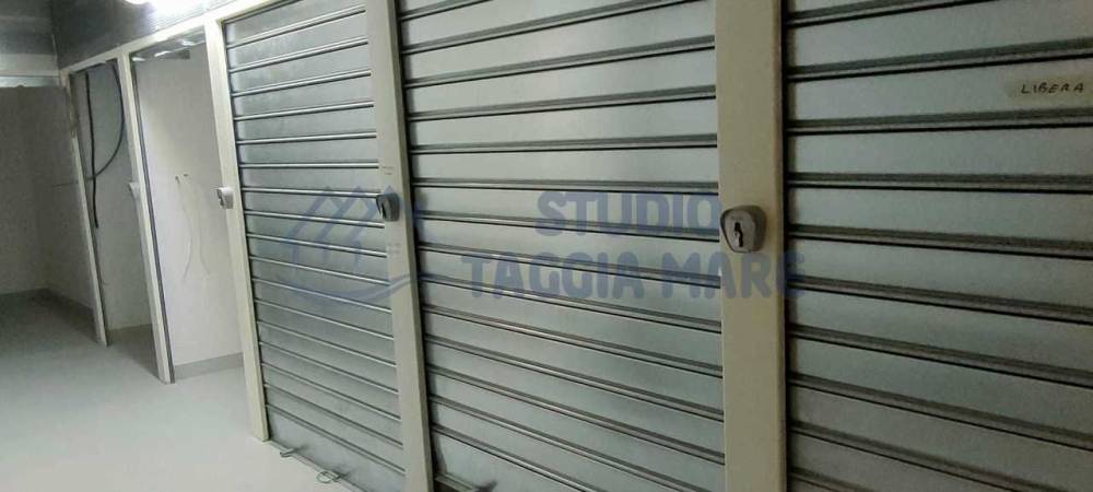 capannone in vendita a Sanremo