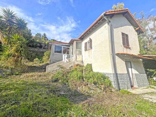 casa indipendente in vendita a Sanremo