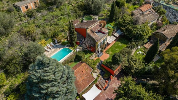 casa indipendente in vendita a Sanremo