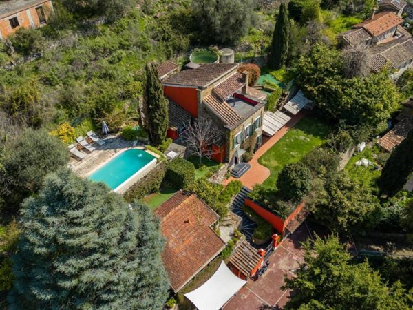 casa indipendente in vendita a Sanremo in zona San Romolo